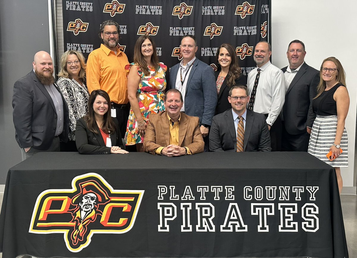 I can honestly say I work with the Dream Team in district leadership. I am beyond grateful to work with these exceptionally talented and ever learning educators. It’s always a great say to be a Pirate with them! 🧡🖤@PlatteCountyR3 #PCR3Proud