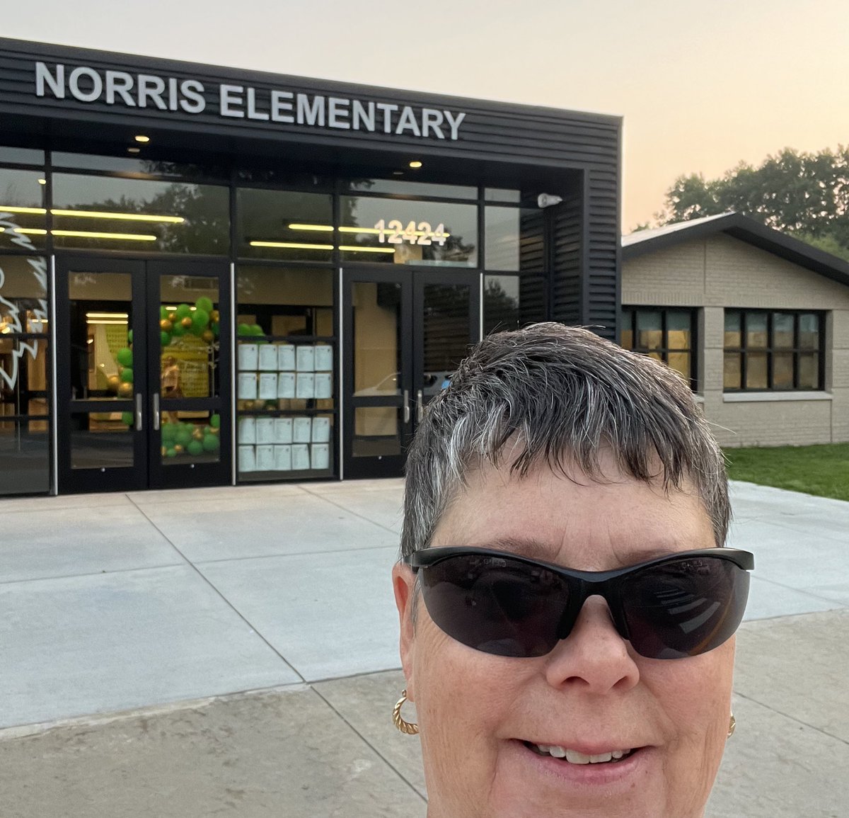 hlykkewi's tweet image. Started kindergarten here 55 years ago- celebrating year 39 as a Norris Lion! Happy first day! @NorrisElem @MillardPS