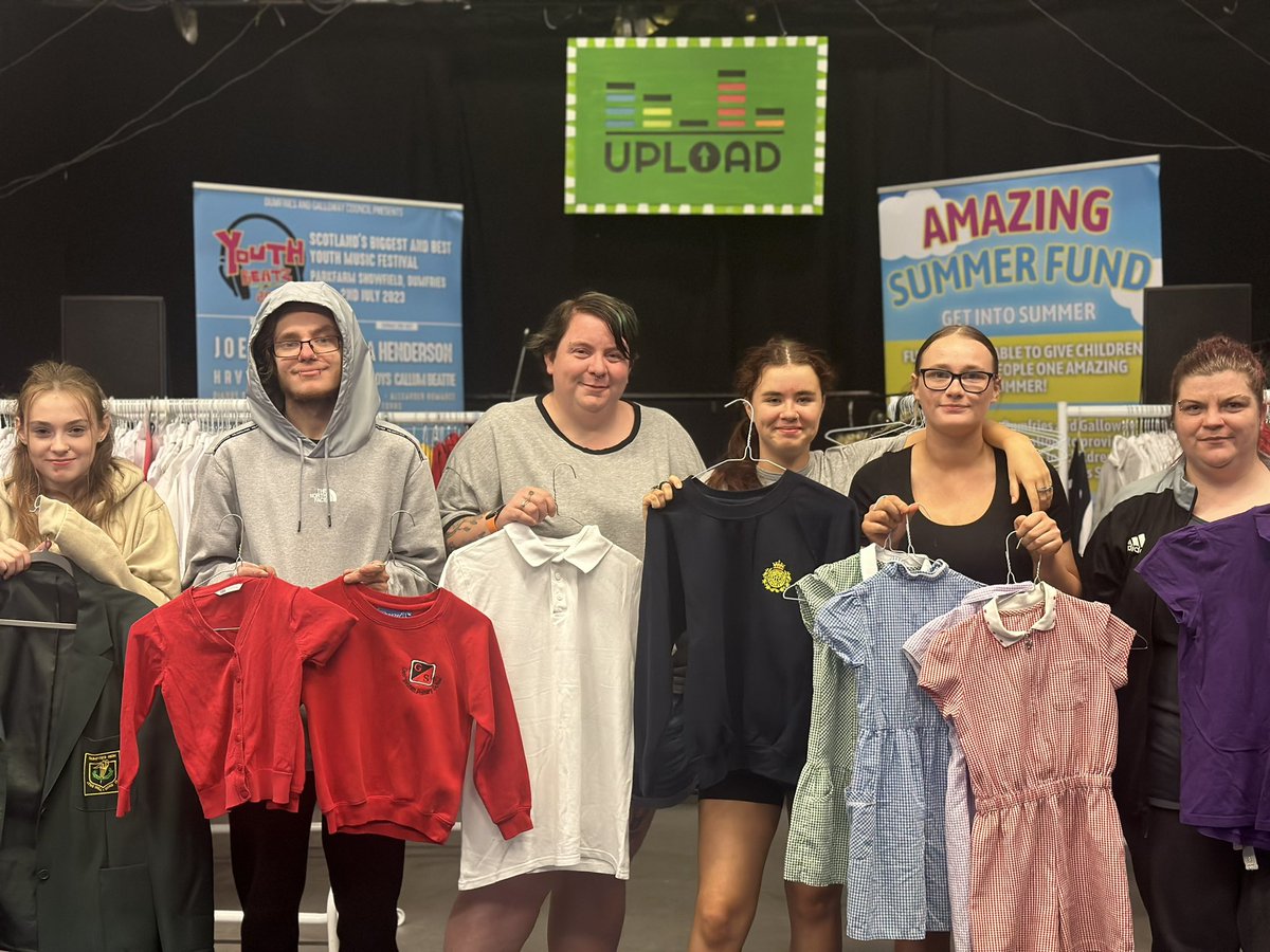 YOUTHWORKDG's tweet photo. Our amazing volunteers have been busy this week sorting all your donations for our Back to School Event this Sunday 11am - 3pm 👏

There is still time to donate uniforms so if you have old uniforms you no longer need please drop them into the Oasis Youth Centre ♻️ https://t.co/uyZbdzeeES