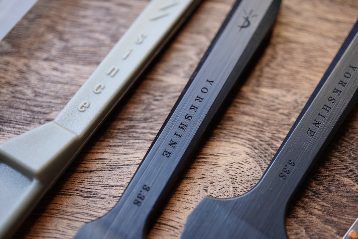 leathercraft_s's tweet photo. ありがとうございました!!
本日発送致しました🙇♀️
デジタルレザーゲージはまた仕入れますね🍀*゜
https://t.co/VBzUfyVuOW
#レザークラフト
#yorkshine
#since
#nattools
#ヨーロッパ目打ち https://t.co/IgLVEGYEOq