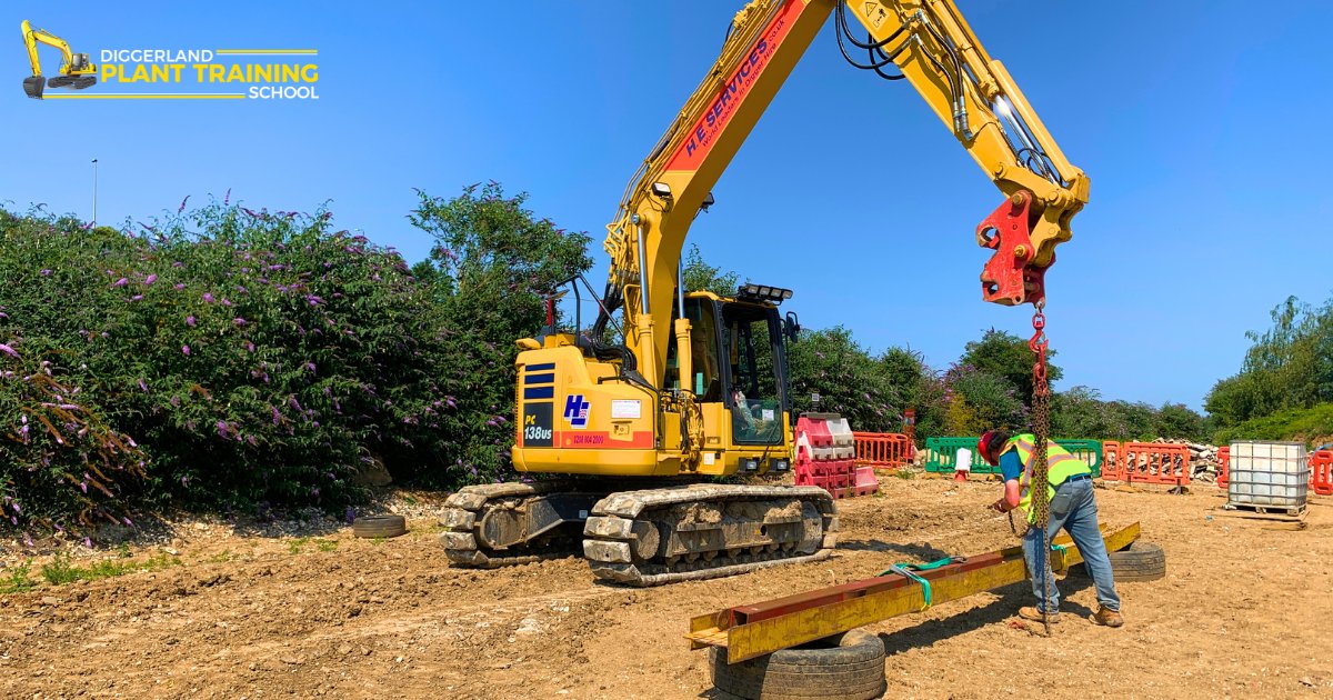 Imagine effortlessly lifting heavy loads and manoeuvring with precision, all in one machine! 
Book onto our Excavator as a Crane training course: buff.ly/47f69PS 
#construction #excavatortraining