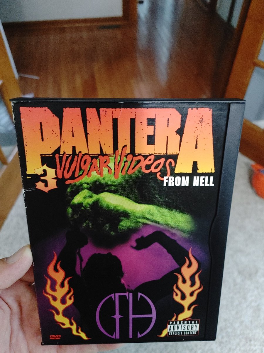 slaytera32's tweet image. I bought this in 2003 at SunCoast Video at my local mall. Seeing the @Pantera tribute has reinvigorated my love. Gonna rewatch for the millionth time. @SXMLiquidMetal @josemangin @ShawnTheButcher #getchapull @watchitgo #cfh