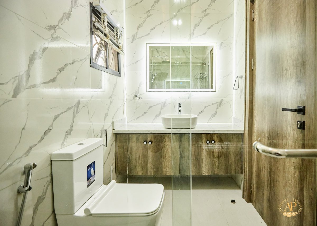 amakustic's tweet photo. I’ve got this beautiful and tastefully furnished 2 bedroom apartment for short stay in Abuja.
Located at National Assembly Quarters, Apo
Queen Size beds
24/7 electricity 
Access to Wifi, Dstv, Netflix
CCTV cameras
#AbujaTwitterCommunity https://t.co/wDgGAPmaQ8