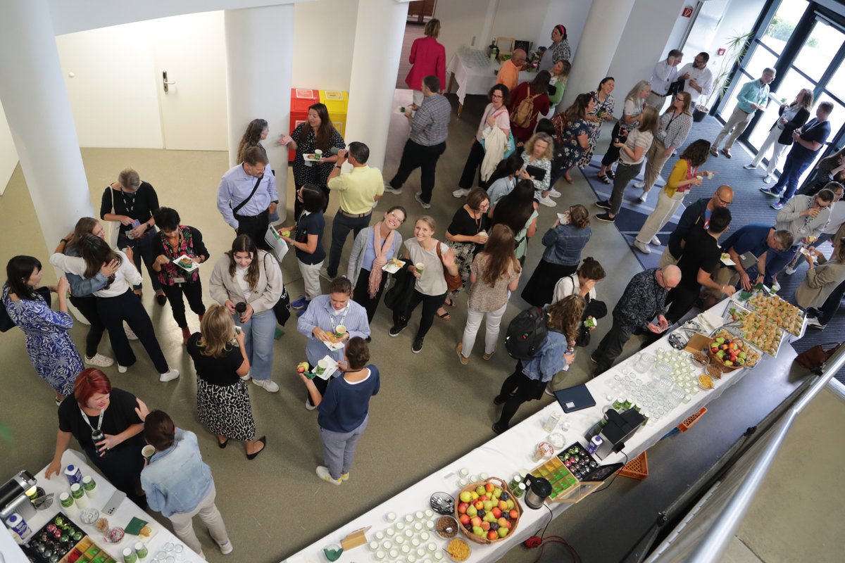 AIS Vienna tweet media