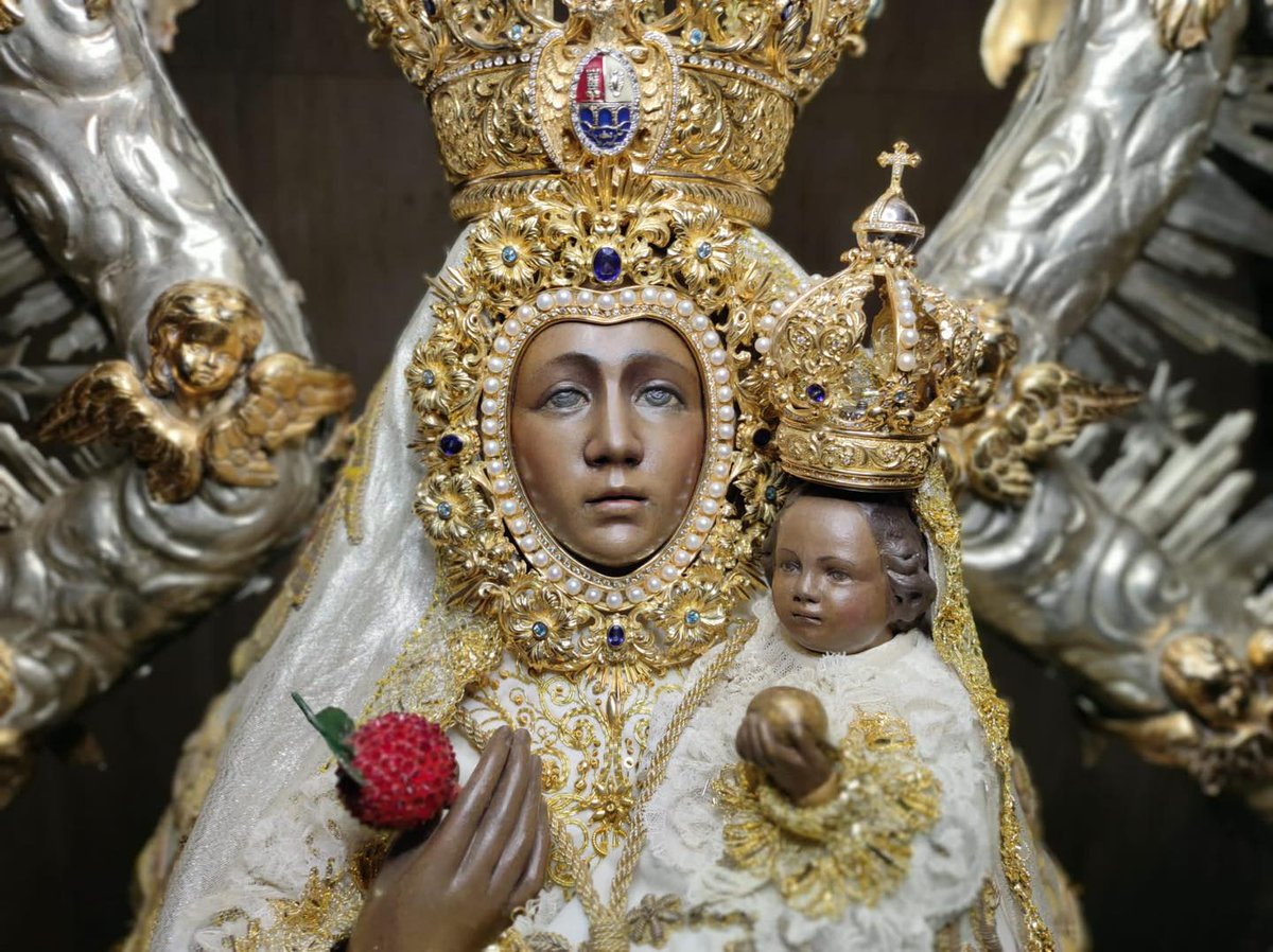 VESTIMENTA PARA UNA REINA - ATAVIADA PARA LA APARICIÓN 2023

Puede leer el artículo y ver las fotografías en el siguiente enlace: abrilromeroinformacion.blogspot.com/.../vestiment...

Fotografía: Cofradía Matriz / Pedro Lozano.

#AbrilRomero
#ApariciónMorenita2023
#ApariciónAndújar2023
#VirgendelaCabeza