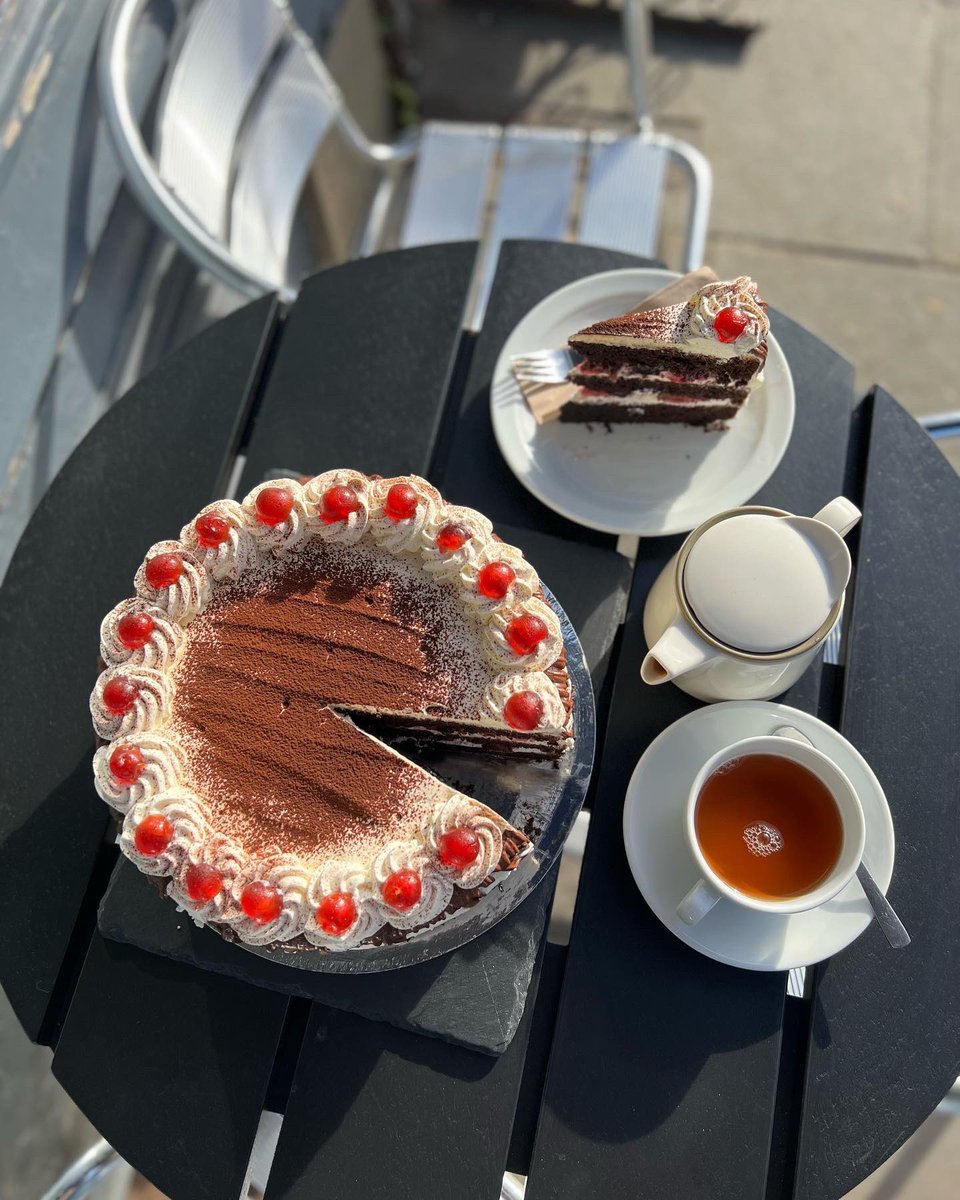 Now they say walking just 4,000 steps a day can cut risk of dying from any cause. 

I’d recommend fresh air too.  Walk to us for a cup of tea if you can. Or do some hiking with your loved ones this summer in the forest. Choose your favourite forest 😊 🌳 

#blackforestcake