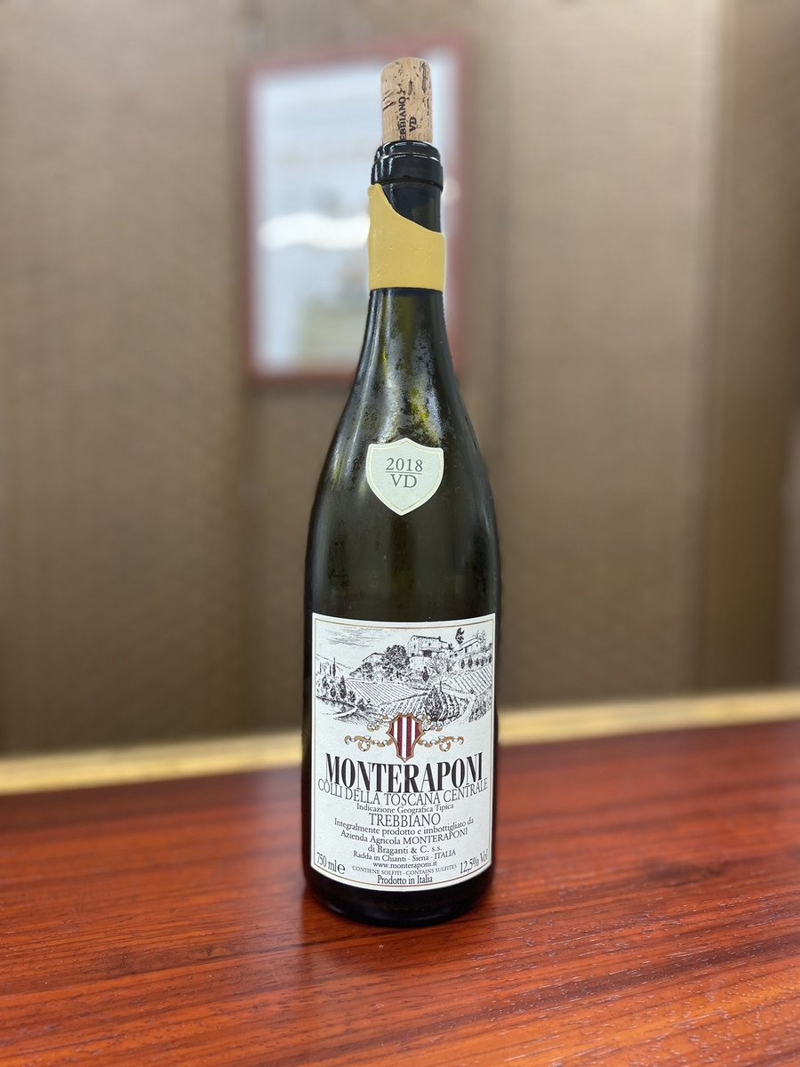 キャンティ地区の名手Monteraponiが造る年間800本のみの偉大なトレッビアーノ❗️

実は世界で２番目に多く栽培されるトレッビアーノ
カジュアルなイメージがある品種ですがValentiniに代表されるような偉大なワインにもなり得ます

わずかな醸しを経て立体的に仕上がりました
wine-library.net/collections/mo…