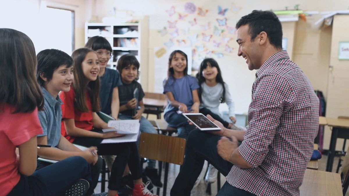 Embrace the power of collaboration! 

Joining the Loudoun Education Association connects you with like-minded educators, sharing ideas and strategies to create the best possible learning environment for students. #CollaborativeLearning #LEA #JoinLEA

loudounea.org/join-today