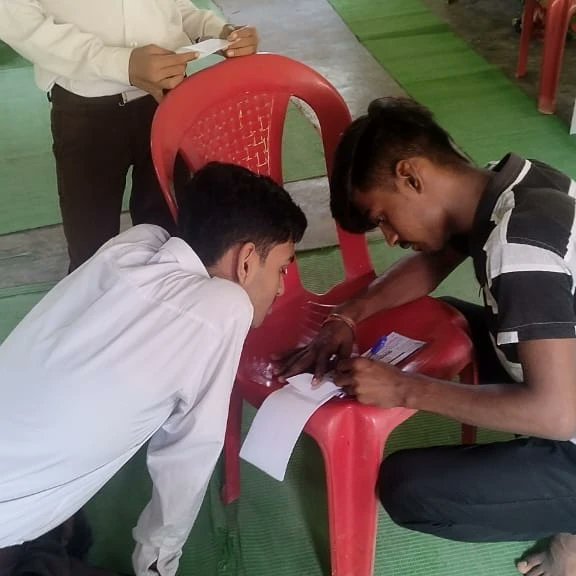 abvp_korba's tweet photo. *अखिल भारतीय विद्यार्थी परिषद  जमनीपाली इकाई (जिला कोरबा) के द्वार सदस्यता अभियान के नियमित स्कूल में जाकर सदस्यता अभियान चलाया गया जिसमें सैकड़ो की सांख्य में सदस्यता किया गया l* @ABVPVoice @abvpcg @CGManojVaishnav @ChetasSukhadia @Mahesh4ind https://t.co/Lu0BzvDsEY