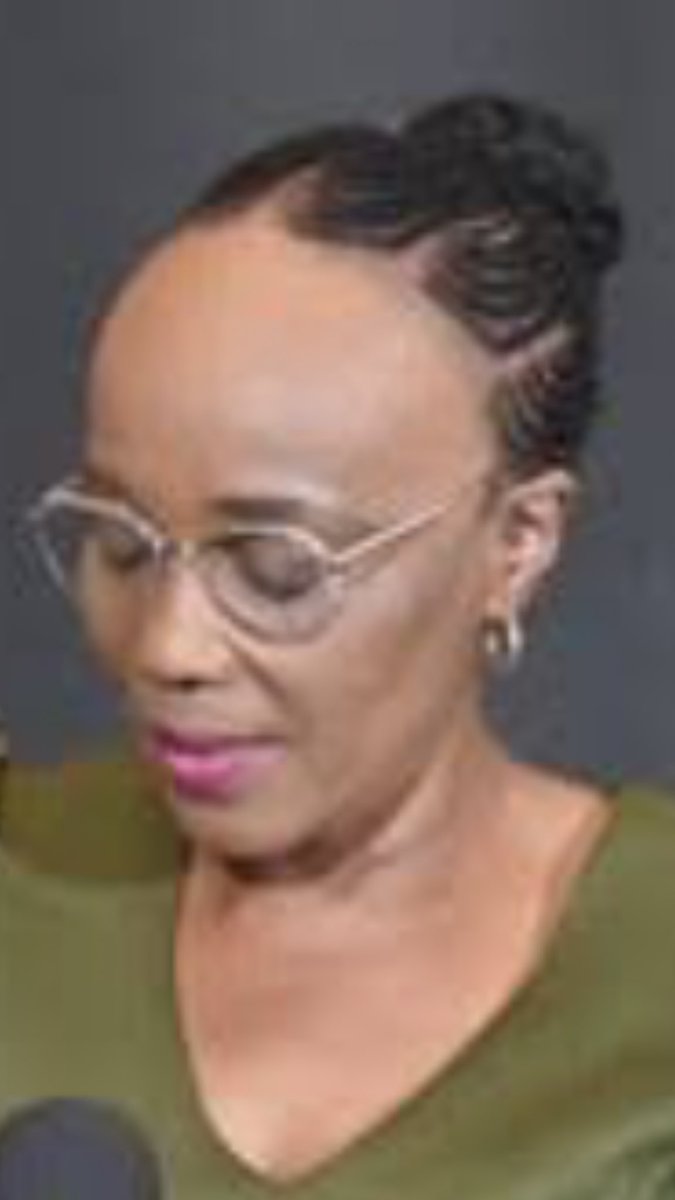 goolammv's tweet photo. Minister of Transport, Sindisiwe Chikunga is in office for over 5 months, has had dozens of road shows around the country which ultimately achieved nothing and cost millions. She demands to be booked in 5 star accommodation only and once refused to stay in a hotel because it did not have king size beds. You can dream on if you think this lady is going to fix PRASA.