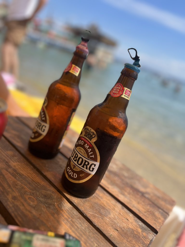 Srny1903s's tweet image. Nasssıııı güzelsinnnn🥂🥂💃🥳

#holiday #tuborg #avşa