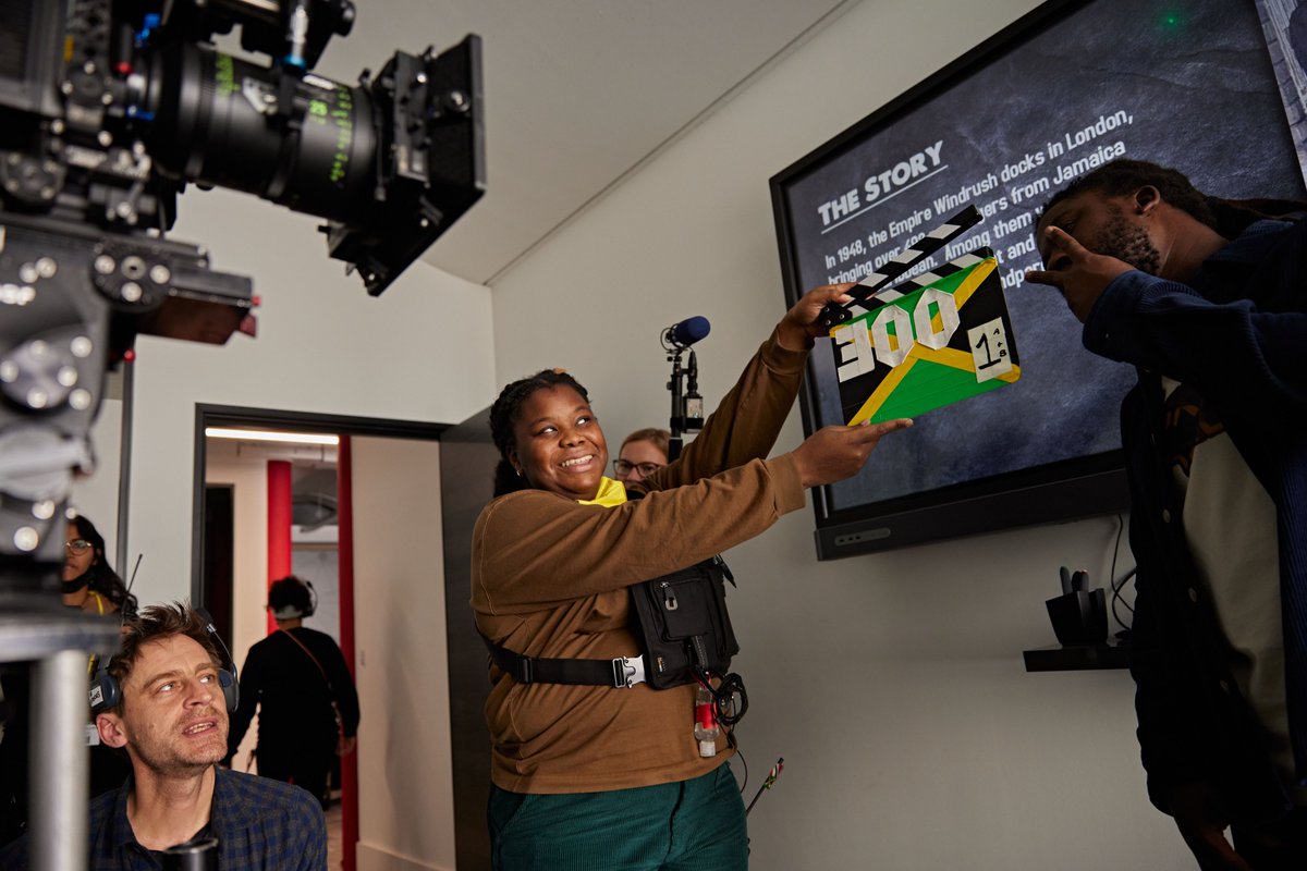 From one filmmaker to another... 🎬

.<a href="/JoelleMaeDavid1/">Joelle Mae David</a> has some directing advice for #DreamingWhilstBlack’s Kwabena!

Read about her work on episodes 4 and 5 of the hit <a href="/bbcthree/">BBC Three</a> comedy in our new interview: directors.uk.com/news/you-don-t…