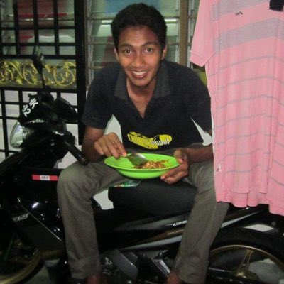 ahmadALkiff's tweet photo. #NewProfilePic https://t.co/1TzYnEsnVT