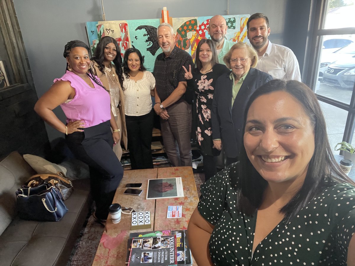 The early birds get the worm... and coffee with a side of great conversation.

Thanks to @Kiran_Chawla23 for joining us Thursday for this month's Coffee PRess at Brew Ha Ha!

We loved hearing about your journalism career and how you built "Unfiltered with Kiran".