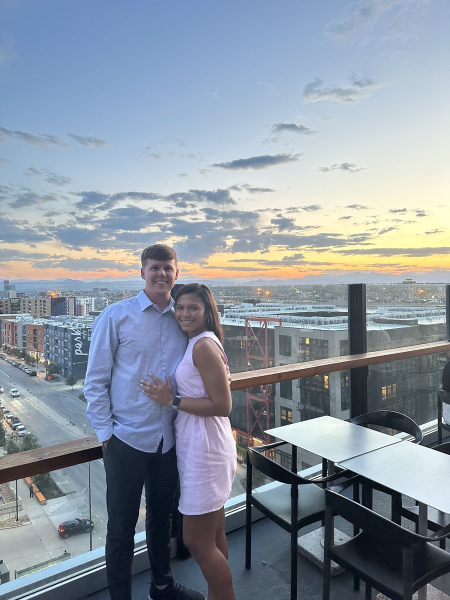 CoachTreyO's tweet photo. Denver Road Trip 🏔️☀️

Thankful that my person is happy with me traveling every weekend to coach basketball. Great way to end the summer together! https://t.co/dxbU7XubSi