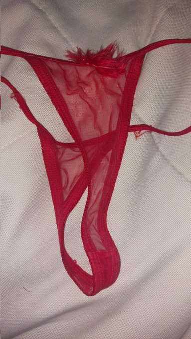 morenolima3's tweet photo. seguidor nos envia este rico aporte de la tanga de su cuñada Cristina. Profesora de inglés muy sexy 32 años le encanta la lenceria. rt envien sus aportes al privado https://t.co/bmFyMowKM6