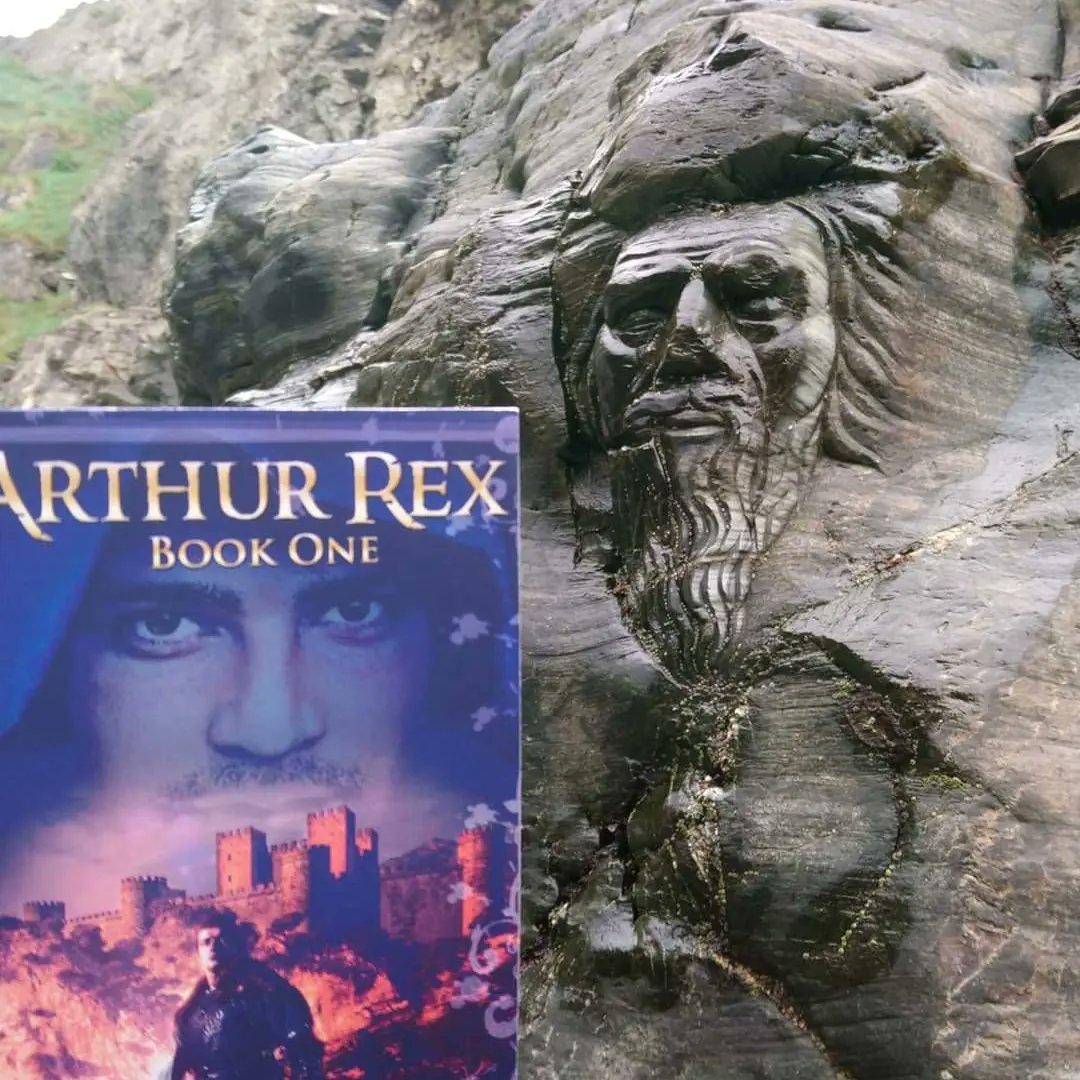 kaisnowshadow's tweet photo. #RPGaDay2023 Favourite tie-in fiction. Pendragon RPG,
Arthur Rex Book 1 In Principio hands-down the most intelligent retelling. The series manages to feature every thread of the myth and weave them together in such a compelling way.
Intelligent, engaging, harrowing &amp; rewarding. https://t.co/BLqBntGL8S