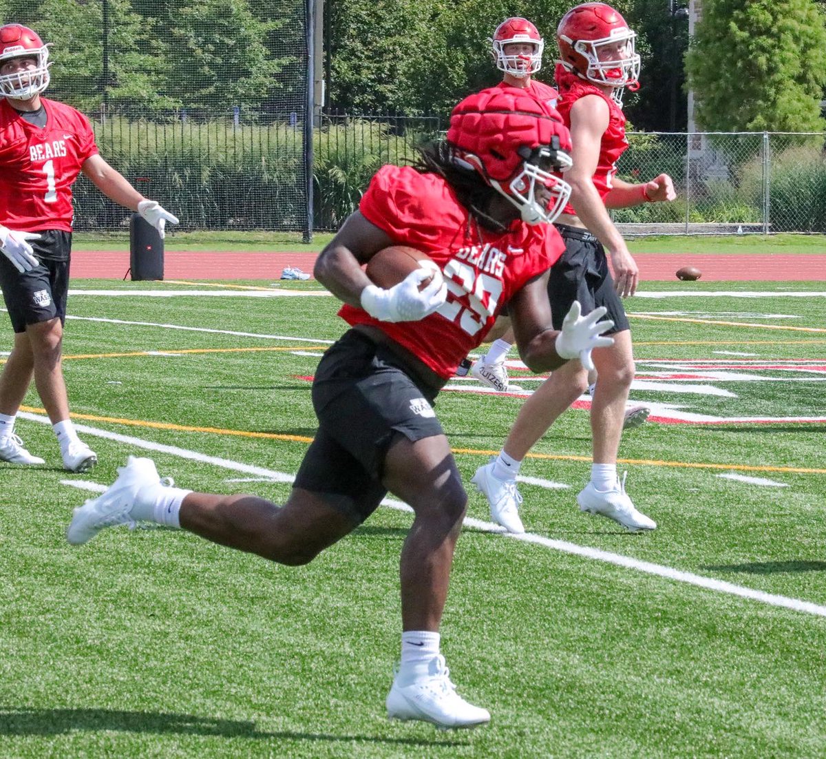 WASHUBears's tweet photo. Bears are back 🐻💪 T-minus 23 days until game day 🏈 https://t.co/WBSSEfY3WK