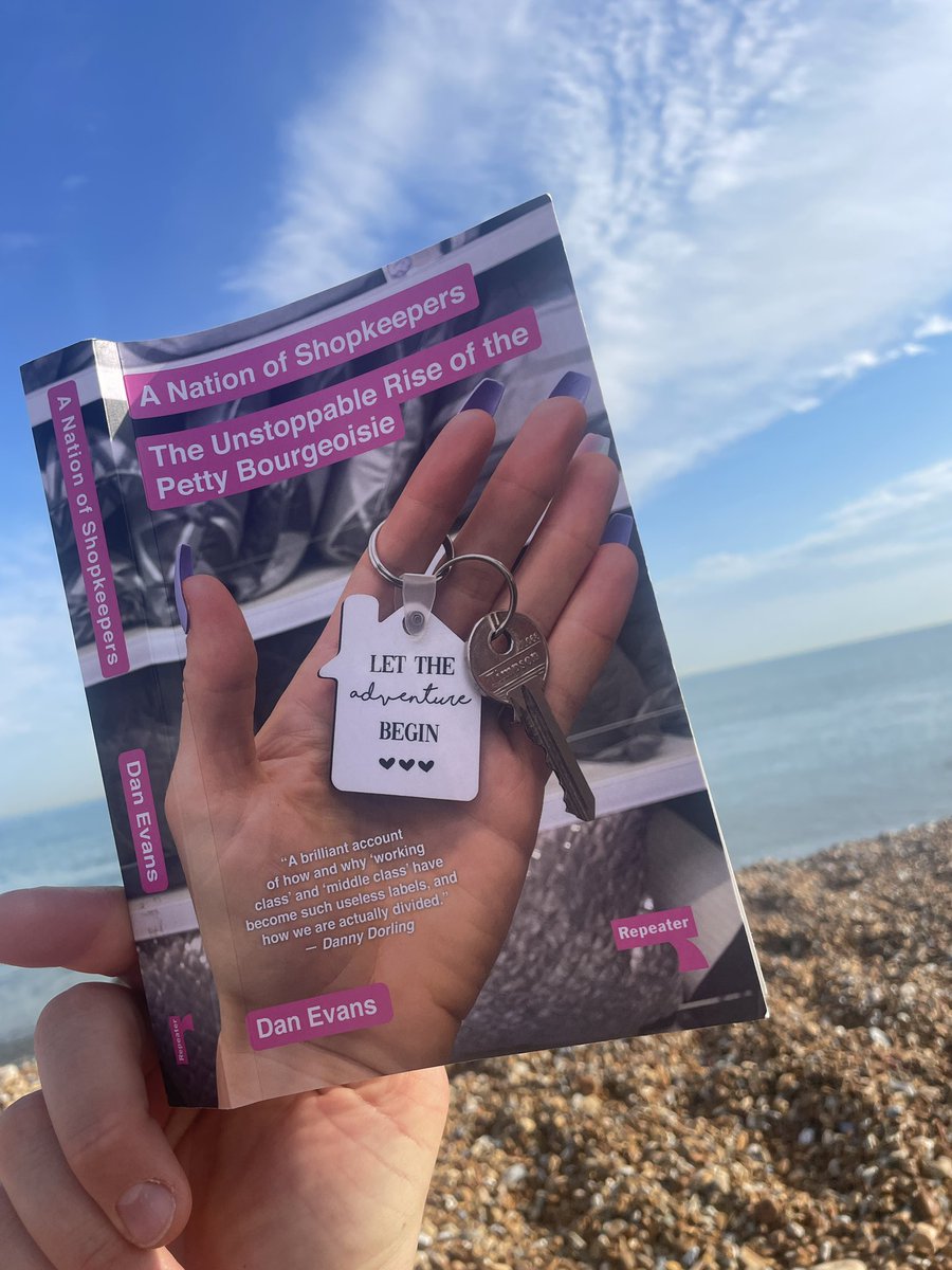 This book is giving me a language and framework to say things I’ve felt for years but struggled to articulate Thank you <a href="/dai_alectic/">Dan Evans</a> ❤️ from #folkestone