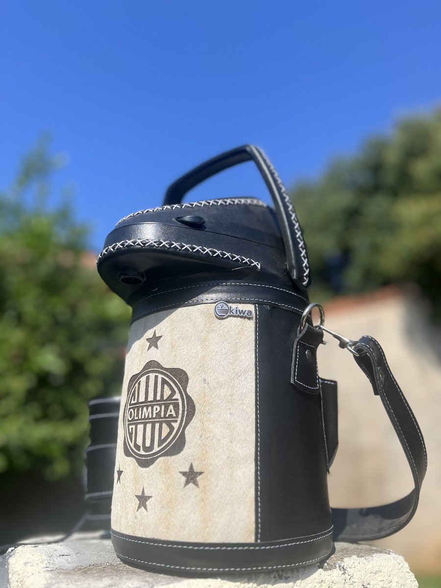 Si HOY gana OLIMPIA <a href="/OkiwaP/">Termos Okiwa PersonalizArte</a> sortea este hermoso termo forrado en cuero 🧉🔥⚽️ 
Requisitos: 
- Dar RT a este tweet 
- Seguir a <a href="/OkiwaP/">Termos Okiwa PersonalizArte</a> 
- Seguirme en mi cuenta personal <a href="/rodrigogaray98/">Rodrigo Garay</a> 
Obs: podemos colocarle nombre por la manija del termo. 
Suerte amigossss 🍀⚽️