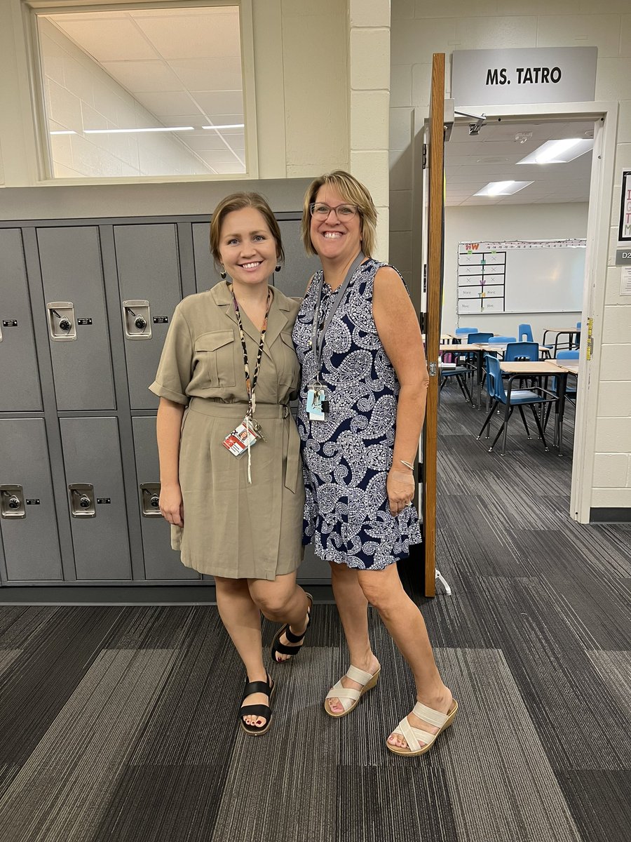 Ms_Tatro's tweet photo. It’s been a great 1st day on 7D! ✨
#wearewestside @WestsideMiddle https://t.co/TMzg6Dp32y