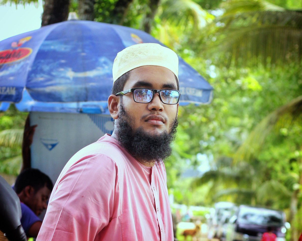 abdul_al_mashur's tweet image. ❝বান্দা তার রবের কাছে দুআ করা ছেড়ে দিলে তাওহীদ দুর্বল হয়ে যায়। বান্দা দোয়া করা যতটা কমিয়ে দেয়, আল্লাহর সাথে তার সম্পর্ক ততটাই কমে যায়।❞

হে আল্লাহ, সর্বাবস্থায় যেন আমার জেহেনে আপনার স্মরন থাকে, তার তাওফিক দান করুন।

#PraytoALLAH
#abdullah_al_mashur