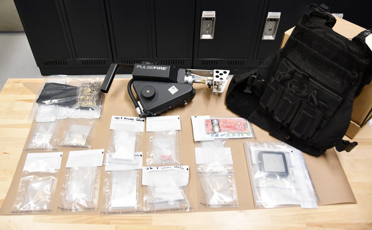 Two suspects were arrested after a three-month long drug trafficking investigation in #PeaceRiver. After executing their search warrant, RCMP seized illegal substances including fentanyl, methamphetamine and cocaine, plus illegal weapons and Canadian currency. #SaferAB