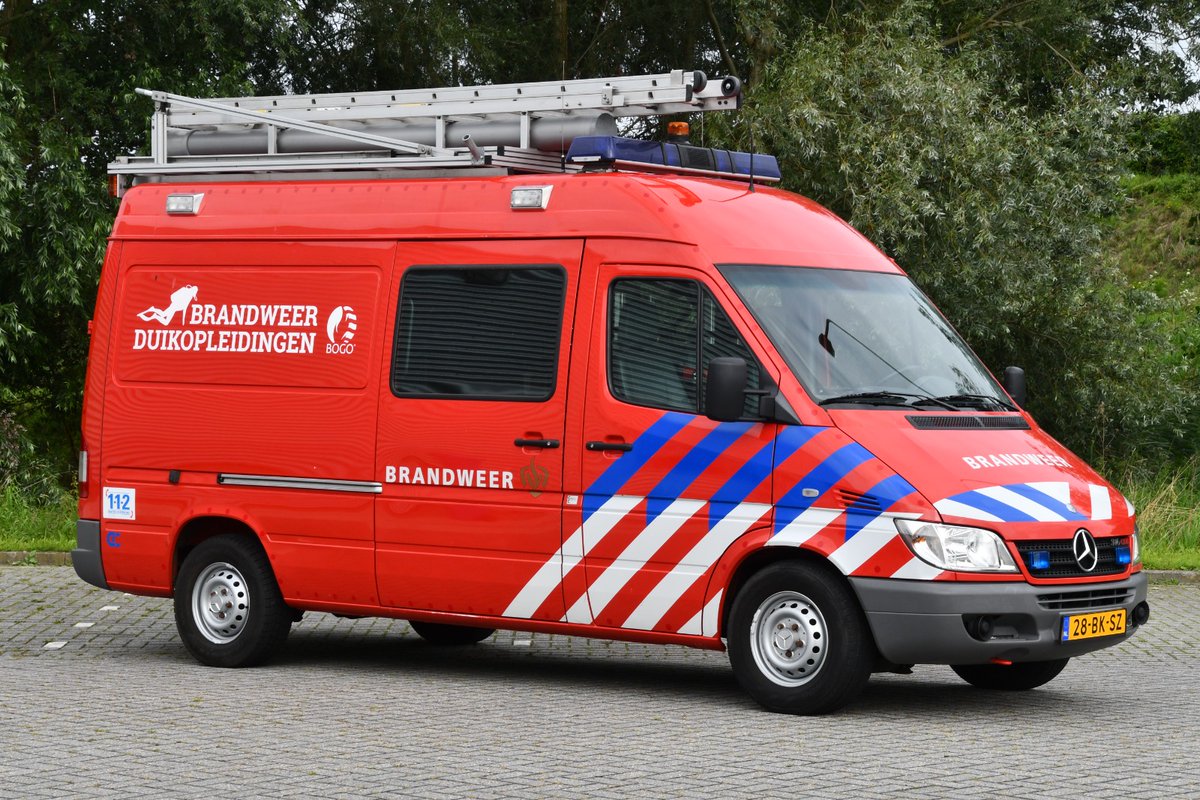 In 2021 heeft de BOGO in Hattem 2 WO voertuigen overgenomen van de VRU, respectievelijk de voormalige WO van Maarssen 09-3911 en Wijk bij Duurstede 09-5911 t.b.v. duikopleidingen.
