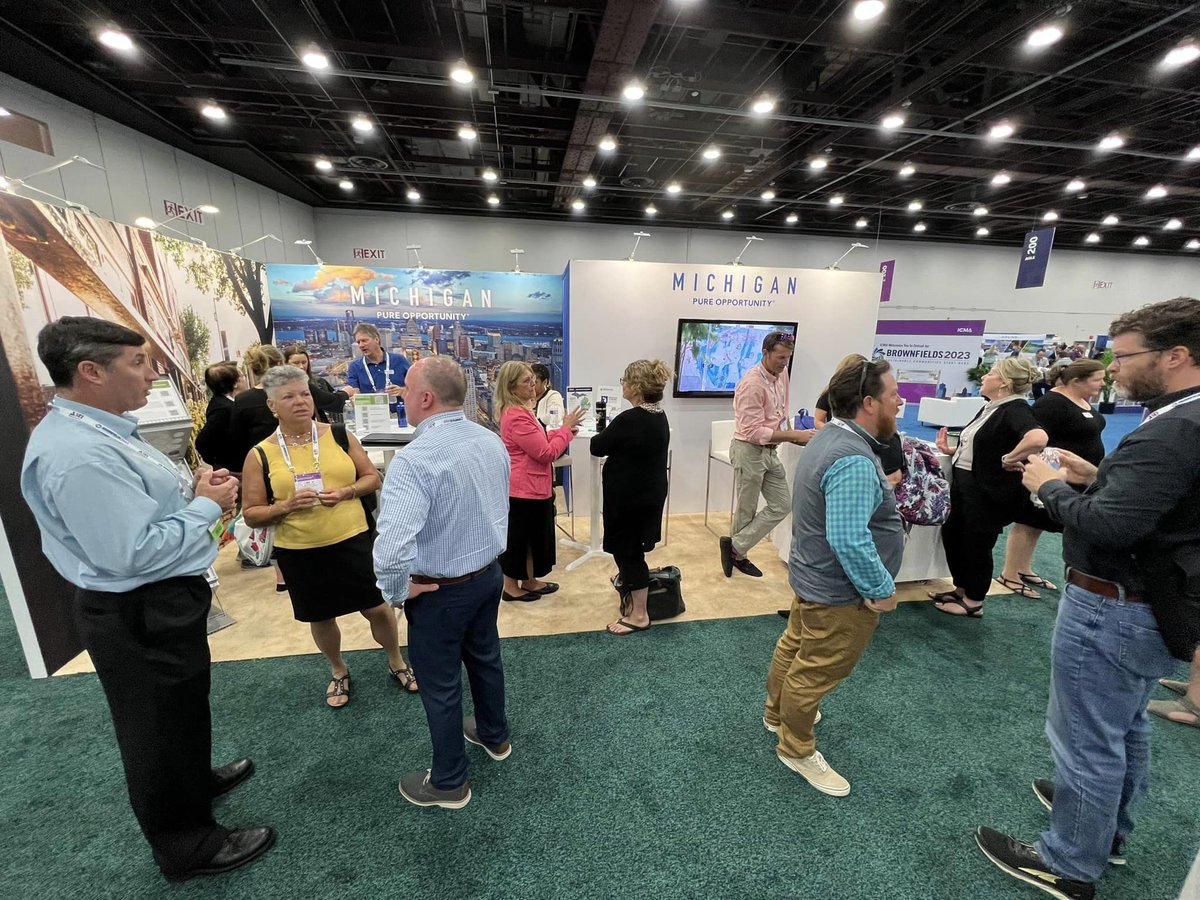 MichiganEGLE's tweet photo. Don’t forget to stop by the EGLE and @MEDC booth to say hello or talk to us about brownfield redevelopment. #MIBrownfields #Brownfields2023 #RenewMI @Brownfields2023 https://t.co/aBSM2K4ZEA