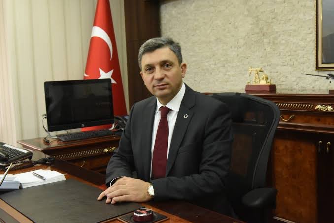 Memleketim’de, Batman Valisi ve Batman Belediye Başkan vekili iken kente birçok alanda  yenilik kazandıran ve her gittiğimde kent halkı tarafından övgü ile söz edilen sayın #Hulusisahin’e Antalya Valiliği görevinde başarılar diliyorum.
<a href="/AntalyaValilik/">T.C. Antalya Valiliği</a>