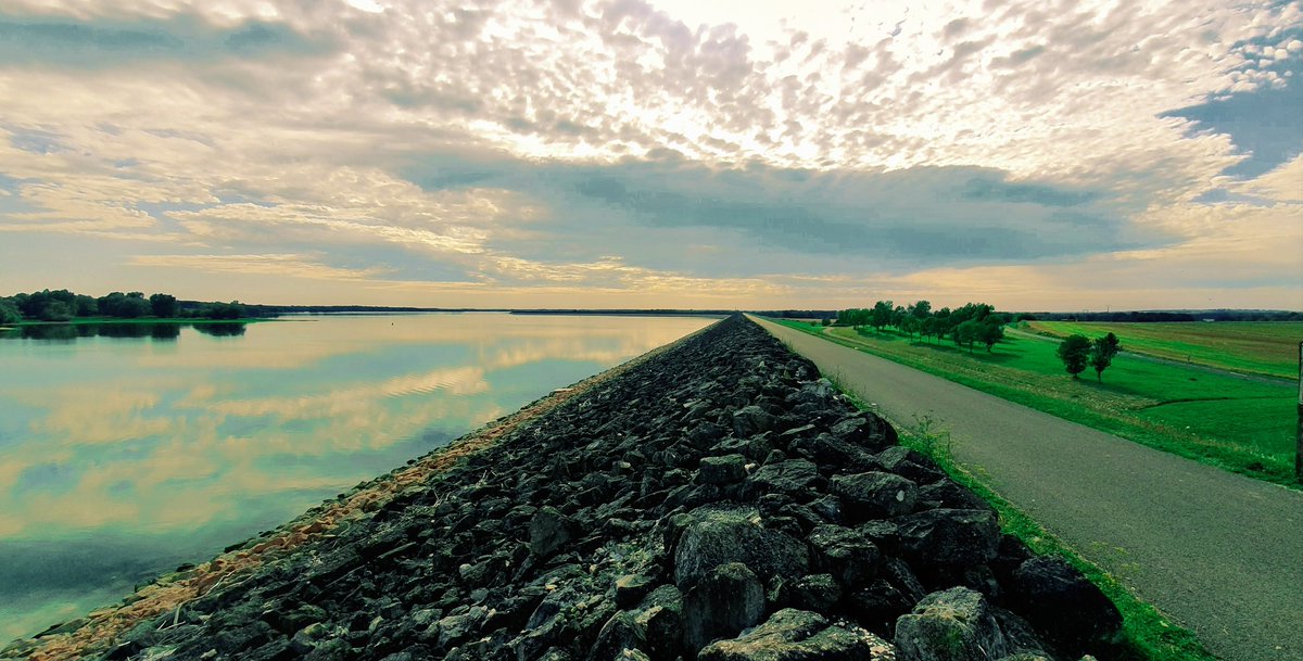 Cycling adventures lead my daughter and me to this exciting day tour around East Forest Lakes near Troyes.

Easy perfect cycling road with beautiful views on the lakes. Holidays... yes! 🏕🌳🚲

#cycling #lakes #holidays #view #lake #daytour #troyes #aube #champagneardenne