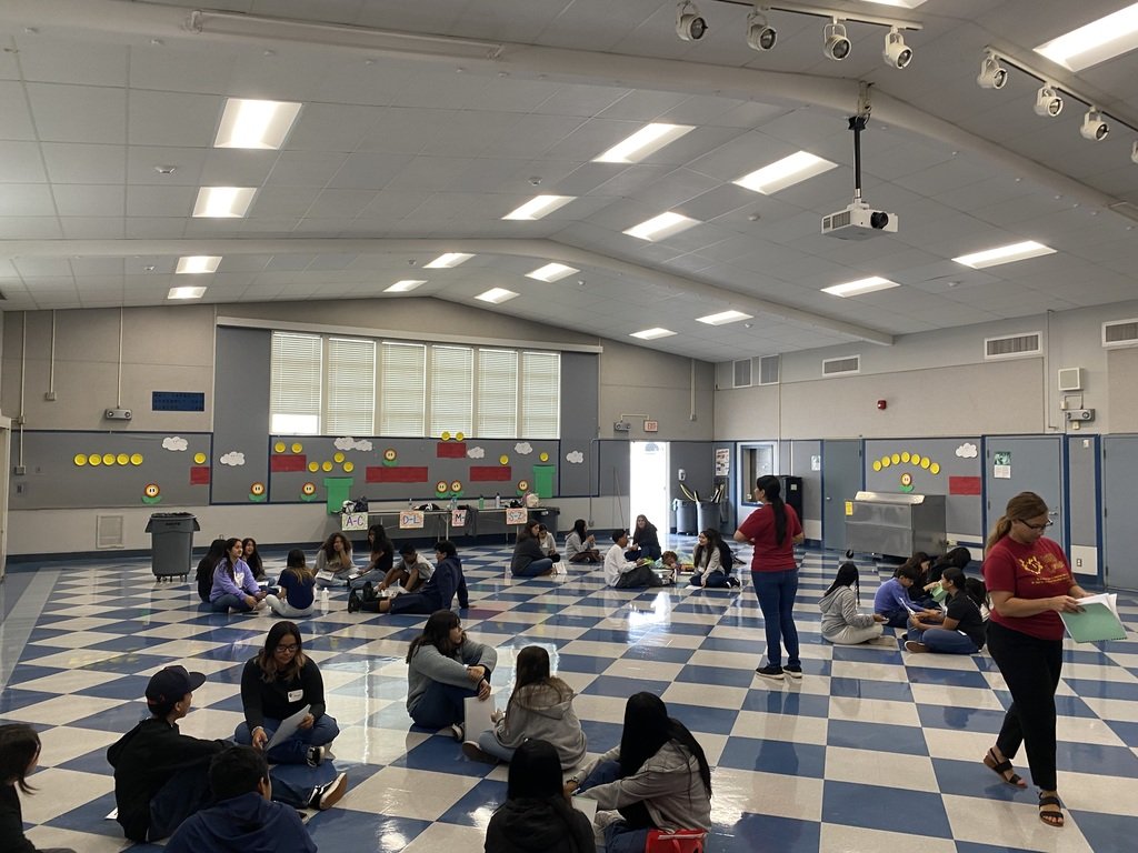 EOGreenHornets's tweet photo. Hornet Hive Update:  Our amazing 2 day 8th Grade WEB Leader training is underway as they prepare to welcome our 6th graders next week!  Thank you students, Mrs. Thorpe and Mrs. Cheresnowsky! #greenjhs @EOGreenHornets #hesdpride @HuenemeElemSD https://t.co/0Gqk4MPxGg