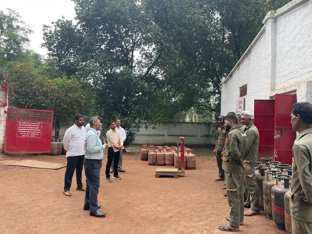 Lucknow Indane DO tweet media