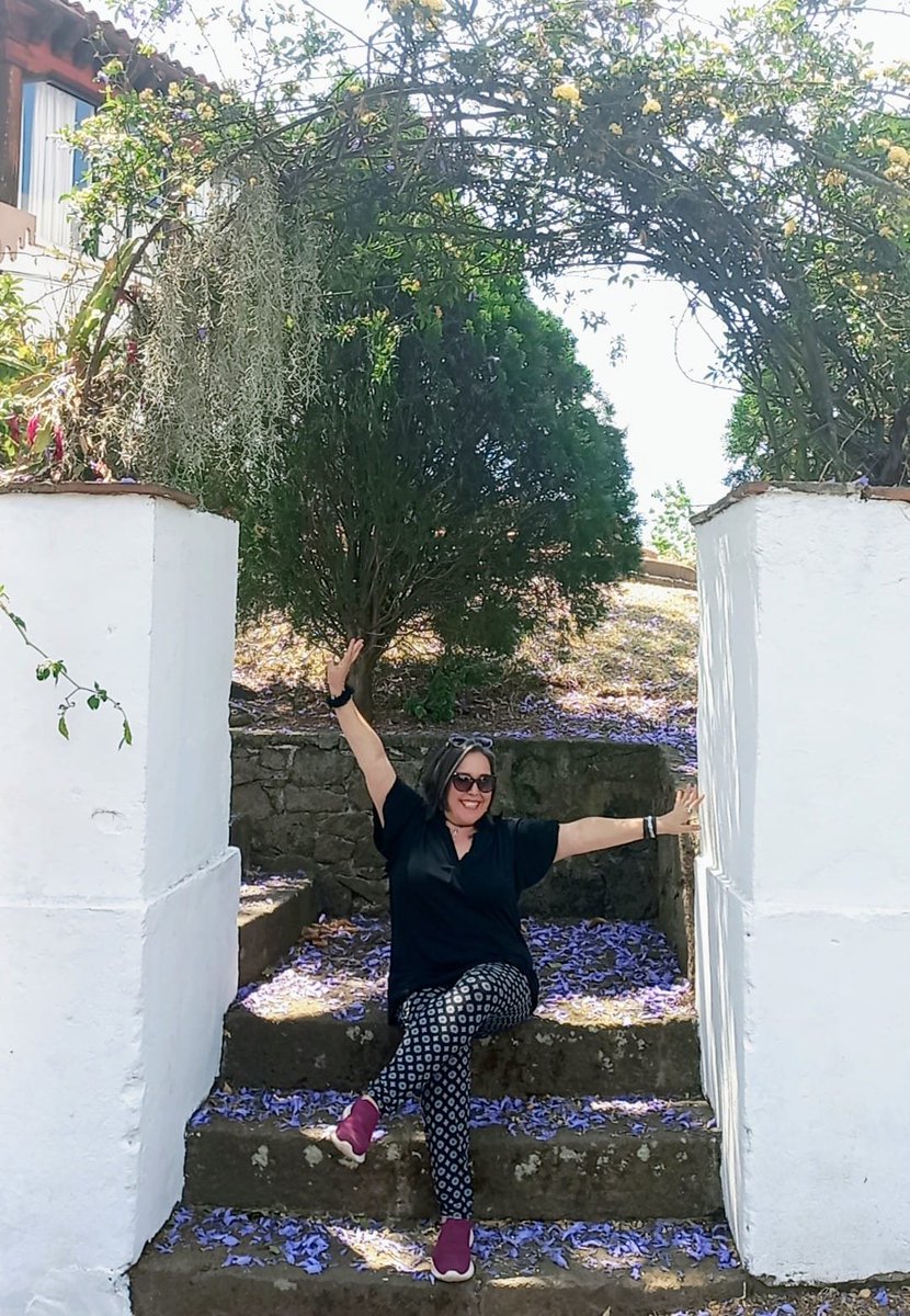 Para todas aquellas personas que piensan que se sentirán frustradas, avergonzadas y fracasadas por dejar la academia cuando no se sienten felices con eso... ¡Créanme, es la mejor decisión que pueden tomar! ¡Hoy doy gracias a la vida por mi despido! 🤗🙏🥰
#tranquilayfeliz