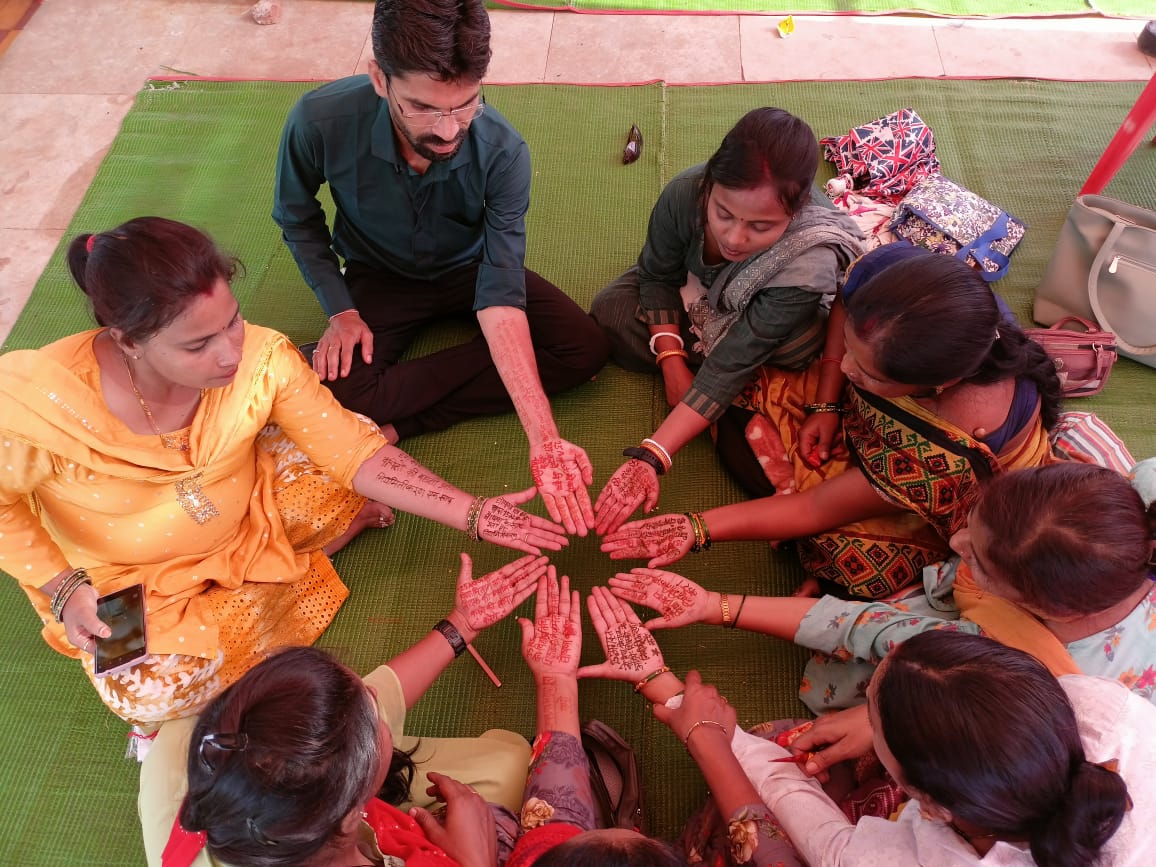 #विद्यामिताननियमितीकरण जन जन के नायक मुख्यमंत्री माननीय श्री भूपेश बघेल(कका)जनघोषणा के वादा को पूरा करते हुए 15 अगस्त को नियमितीकरण का सौगात दीजिये। हम सदैव आभारी रहेंगे। 
<a href="/bhupeshbaghel/">Bhupesh Baghel</a> <a href="/ChhattisgarhCMO/">CMO Chhattisgarh</a>
<a href="/kharge/">Mallikarjun Kharge</a> 
<a href="/kumari_selja/">Kumari Selja</a> 
<a href="/RahulGandhi/">Rahul Gandhi</a> 
<a href="/RahulGandhi/">Rahul Gandhi</a>