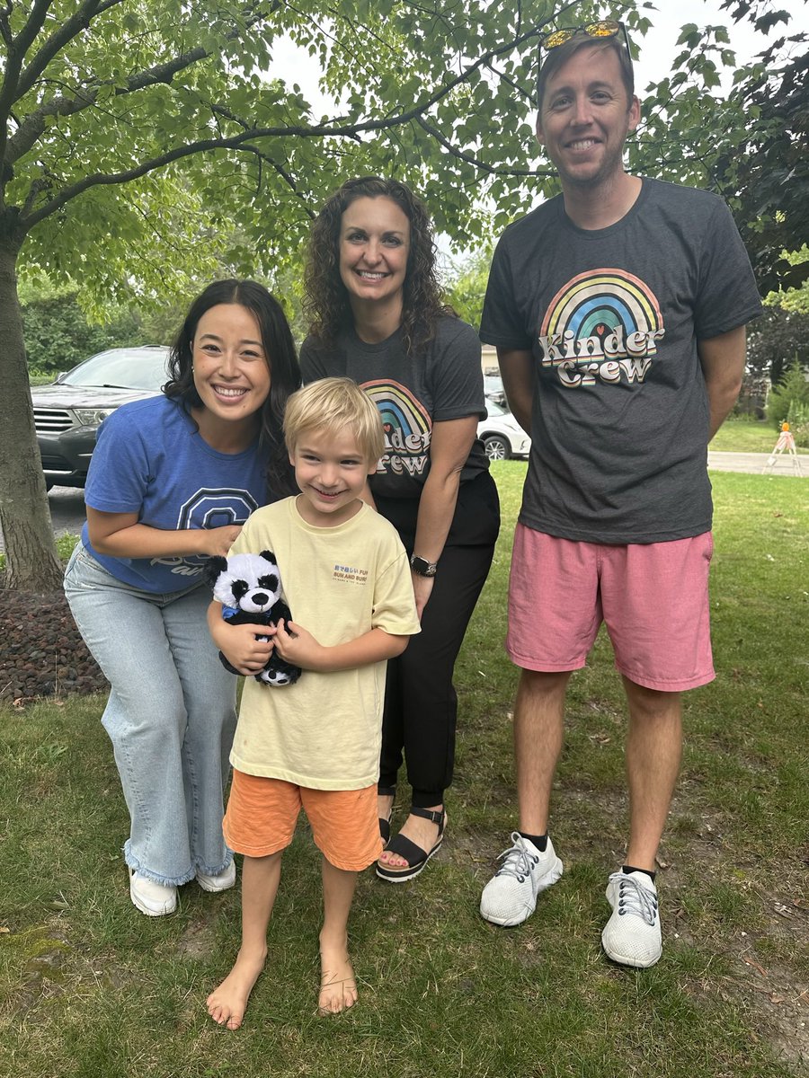 Hannah Zwirn tweet media