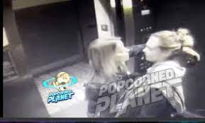 terri0928's tweet photo. #JohnnyDeppIsASurvivor
Johnny to ScAmber on audiotape - "don't bring MEN into my home."
ScAmber: 👇 https://t.co/k8aRm8cVju