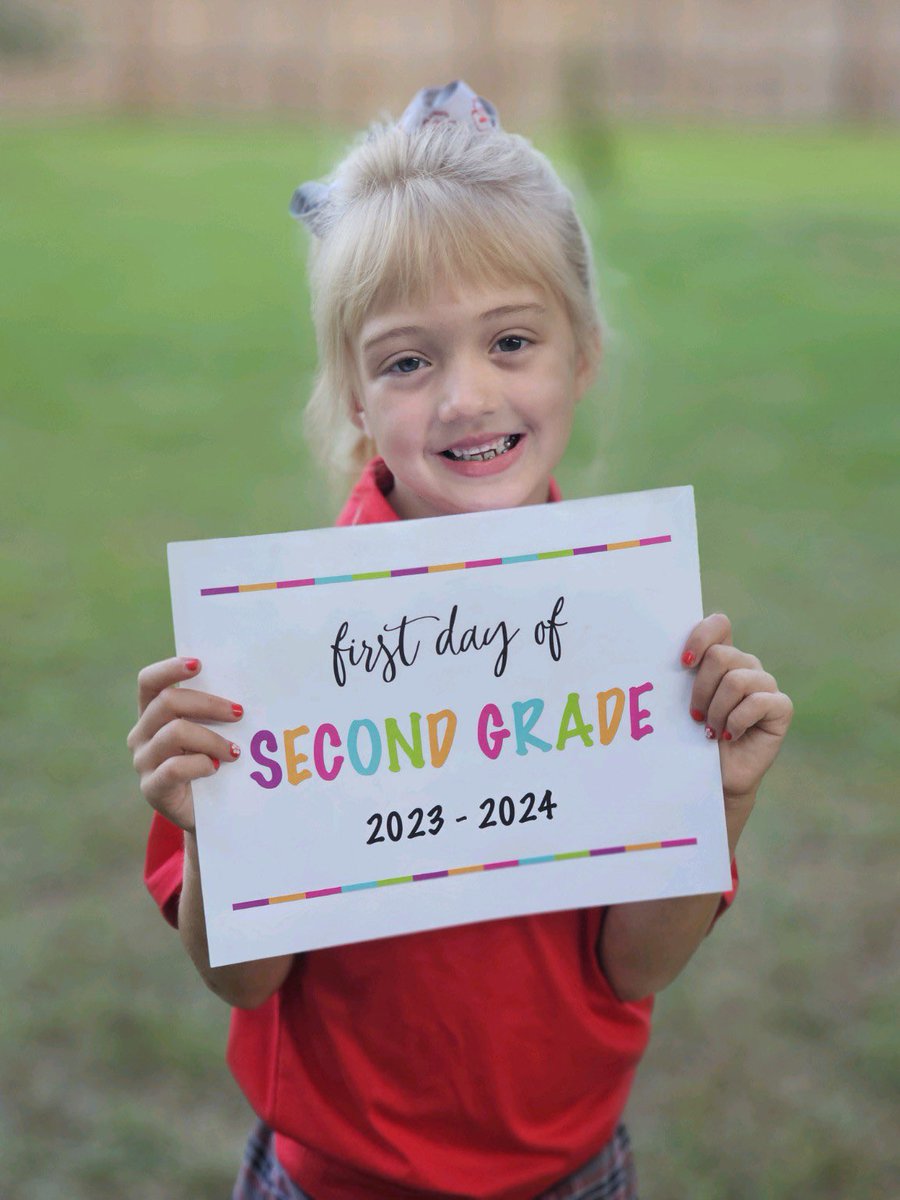 keeganmills5's tweet photo. Happy First day of @CentralPrivate I know Christ has big plans for you this year Addison! https://t.co/wLKM77Auzj