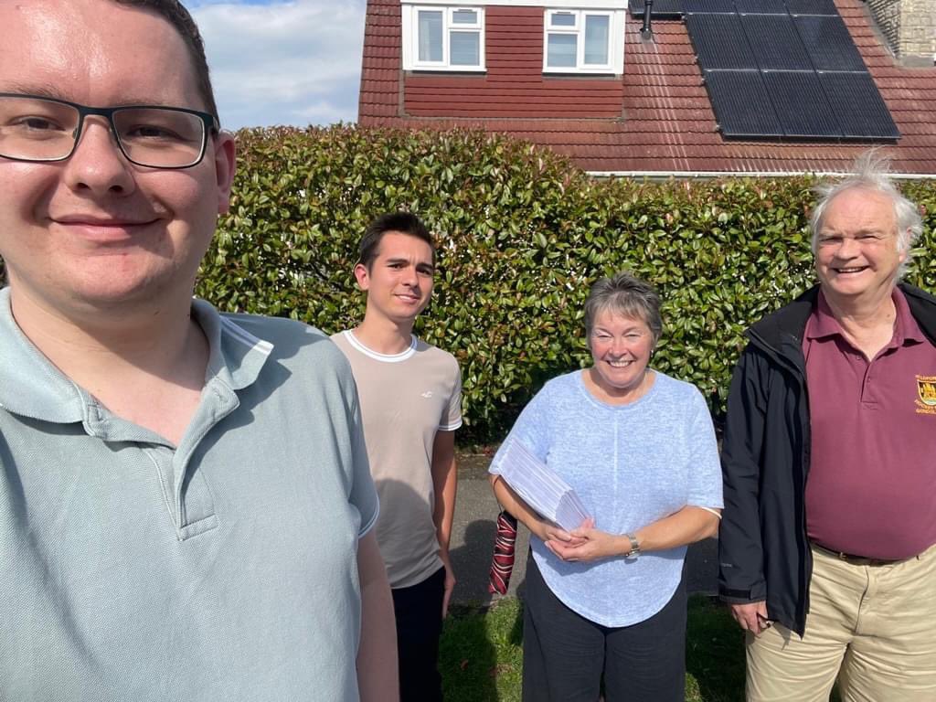 Guildford_Cons's tweet photo. Over the past few weeks, we've been out and about across Guildford and the villages hearing from residents and delivering our latest survey.

Thank you to everyone who has shared their views with us!

#TeamAngela #TeamGuildford https://t.co/7iJiviepf6