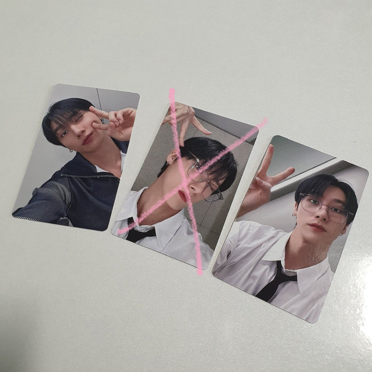 126kyuns's tweet photo. wts lfb ph ww

changkyun overdrive pob &amp; md benefit photocards ⭐️

• prices for md pcs are on the photo
• musicart (2nd photo): 230 ea
• bdm (3rd photo): 250 ea, 700 if set

— secured already! under neta 🤍
— reply/dm to claim
— mop: gcash/bdo

# monsta x mx pc https://t.co/OhMOIsyxqb