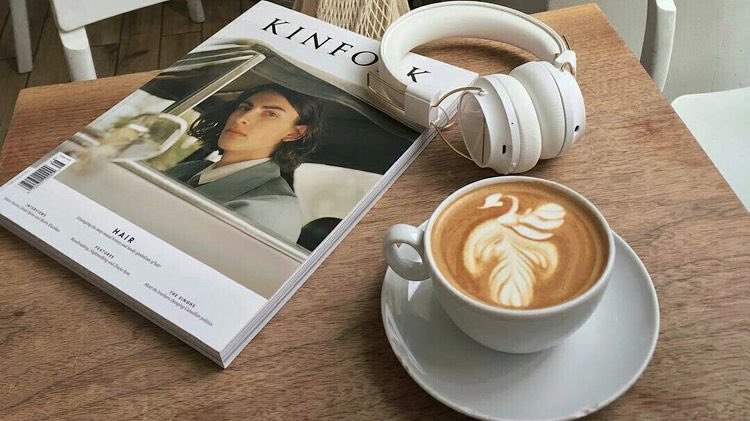 malusokay's tweet image. In need of a coffee 💭