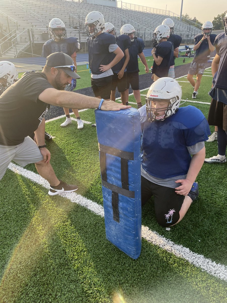 WarrenFootball's tweet photo. Great to get back on War Memorial! #breathefire #fallcamp2023 https://t.co/MzWT9XHfPG