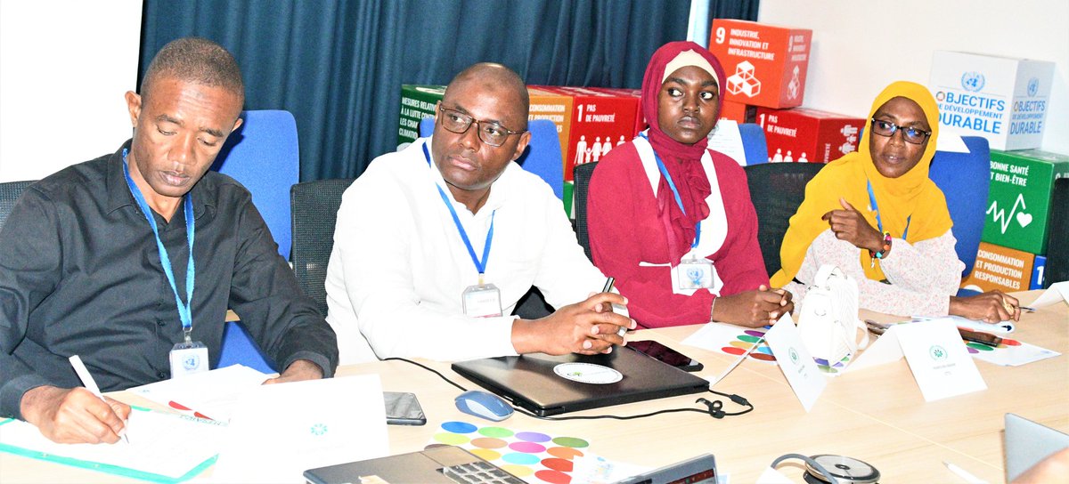 ONU_Comores's tweet image. Café média | Des représentants du Syndicat national des travailleurs comoriens, du ministère de l&apos;emploi et du #Modec ont pris part à notre rdv avec la presse. Présentation des efforts soutenus par @ILOAntananarivo pour prévenir les violences en milieu du travail aux Comores.