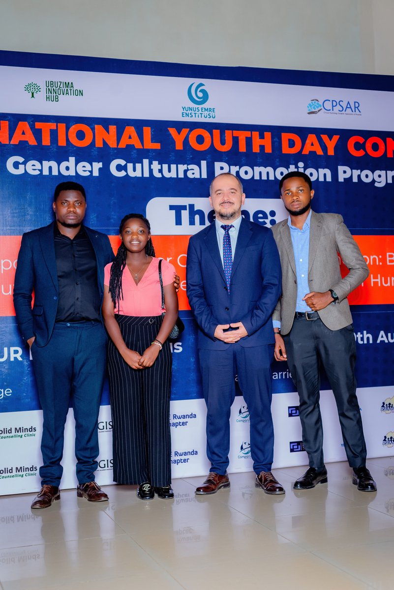 Ndi_sauteur's tweet photo. me and @joselyinechap   in International Youth Day Conference 😍
#EndViolance
#GenderPromotion https://t.co/9RBiXoFNAU