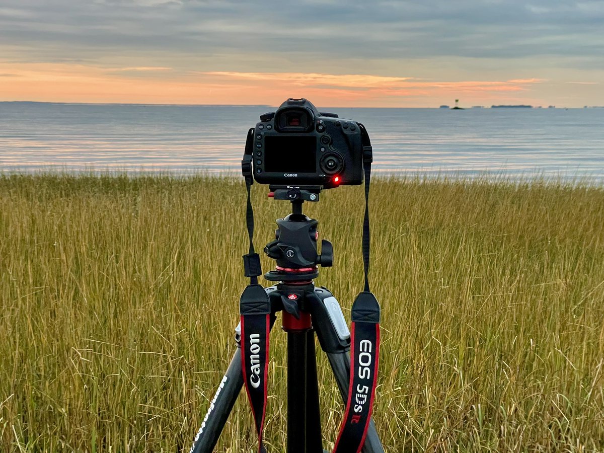 HansKLinderoth's tweet photo. Sunsets tonal embraces at Sasco Hill Beach Southport Connecticut
#landscspephotography #seascapes #seascapephotography #coastalnewengland #connecticut #fairfeildcounty #southport #canon #canonphotography #canonphotographer #leefilters #sunset #sunsetphotography #ilovephotography #ilovenature #beautiful