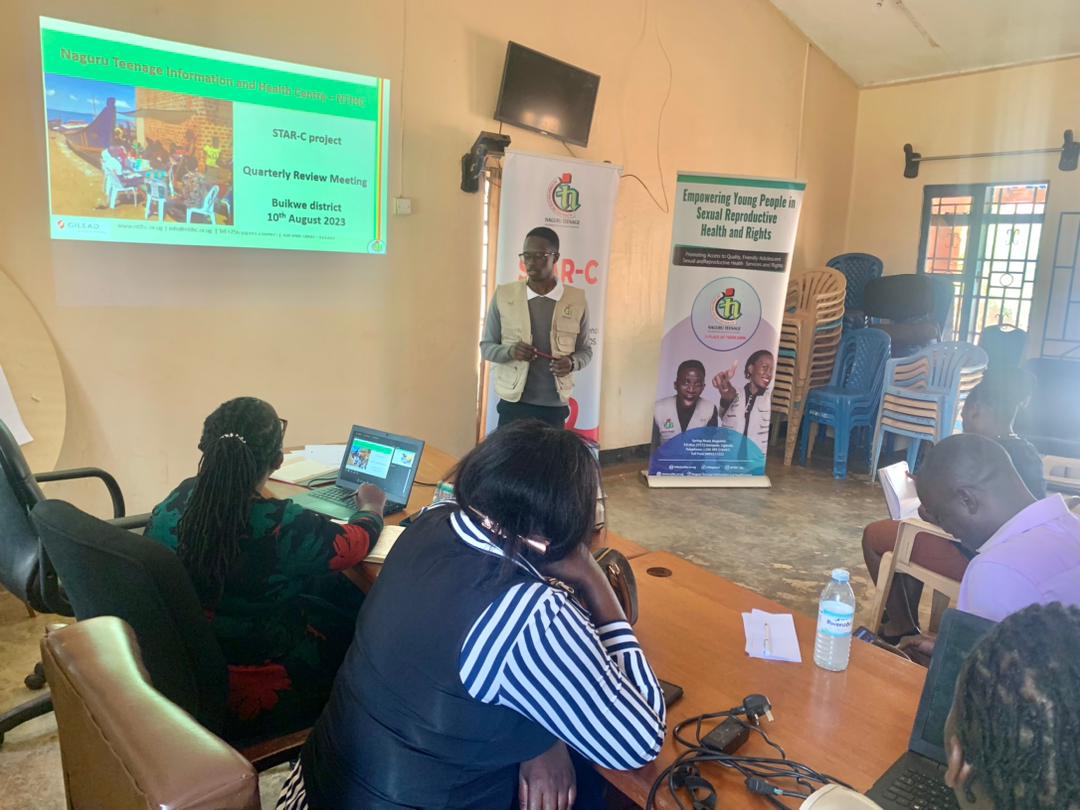 NaguruC's tweet photo. Today, our #NTIHCstaff successfully conducted a Quarterly performance review meeting at Buikwe district headquarters, for the #STARCUG project.
This district review meeting went well, and the team on ground appreciated the work and support of NTIHC during implementation. https://t.co/weMpM7MSri