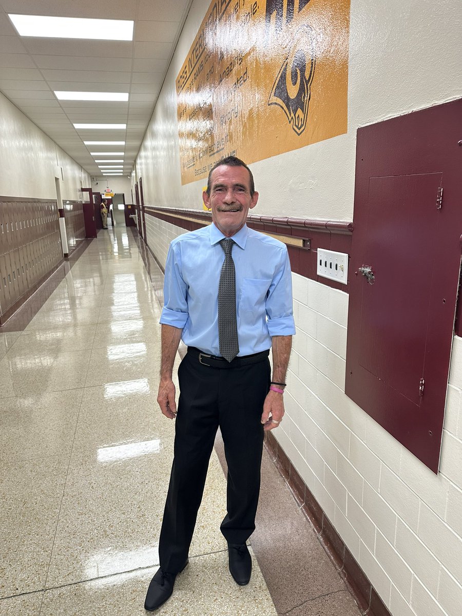 RMS_RossRams's tweet photo. Our custodian came dressed to impress today!!! #BeRAMS #RISrocks https://t.co/TEMsTlLCXV