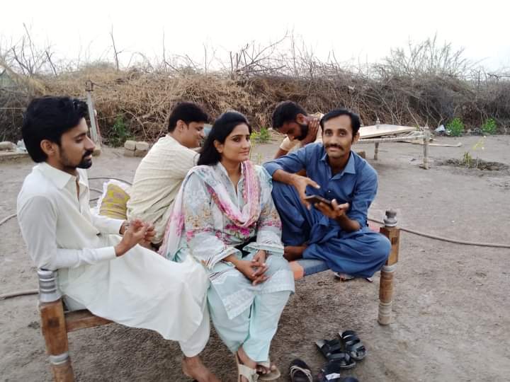 LakhiarImran's tweet photo. اڄ نه اوطاقن ۾ سندي جوڳين ذات
ساري سناسين کي رنم ساري رات
مون تن جنين جي تات سي لاھوتي لڏي ويا 

نوجوان شاعر پروفيسر شھيد سراج احمد ھاليپوٽو جي خون سان انصاف آخر ڪڏهن ٿيندو؟؟!!

انصاف ڏيو يا استعيفائون ڏيو.

We Want
#JusticeForSiraj 

@FatimaHalepoto 
@jannat_halepoto https://t.co/dnLCXjA2sb