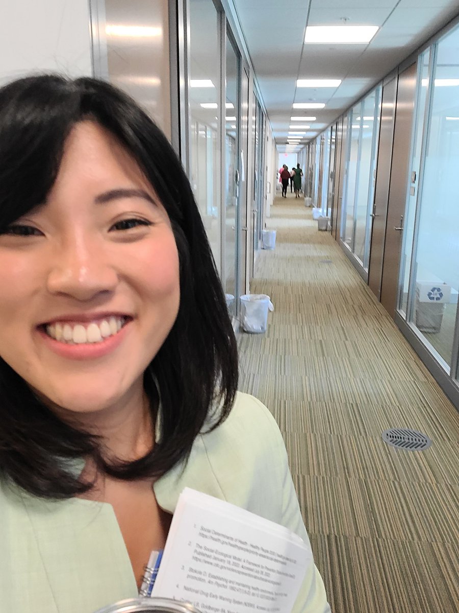 ✔️ milestone in my doctoral training- I'm a PhD candidate 🎉 Couldn't have made it this far without my wonderful committee, labmates, friends, and family. 

Let's keep moving to the finish 💪