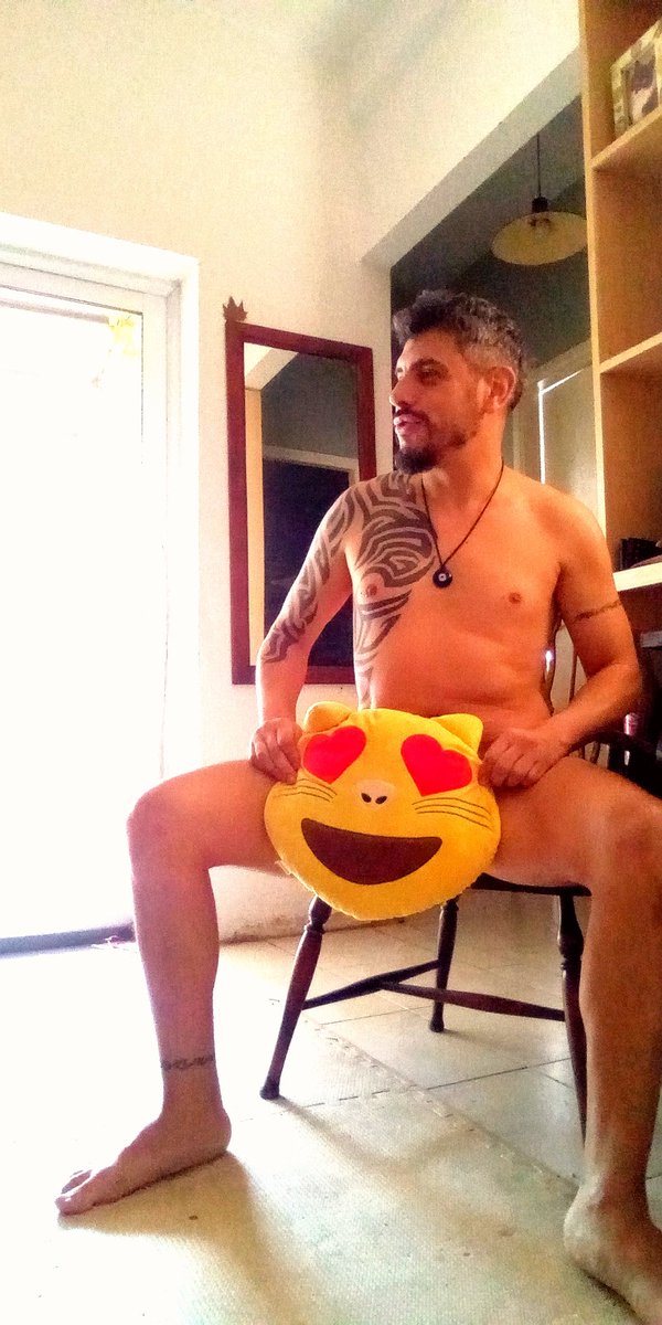 Feliz jueves, a un paso del finde, qué hacemos? ... 😏😈💦🍑🍆🧑‍🤝‍🧑🧑‍🤝‍🧑🧑‍🤝‍🧑